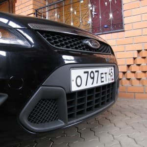 Решетка радиатора Форд Фокус 2